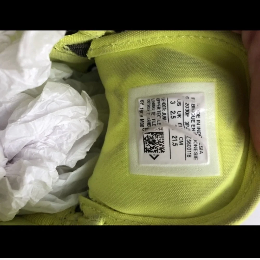 Converse mid-rise gray and neon yellow color block sneakers